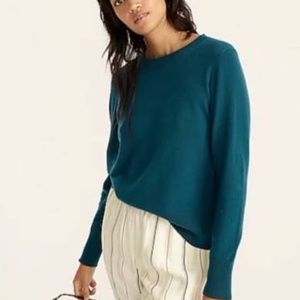 NWT! J Crew Classic Fit 100% Cashmere Crewneck Sweater